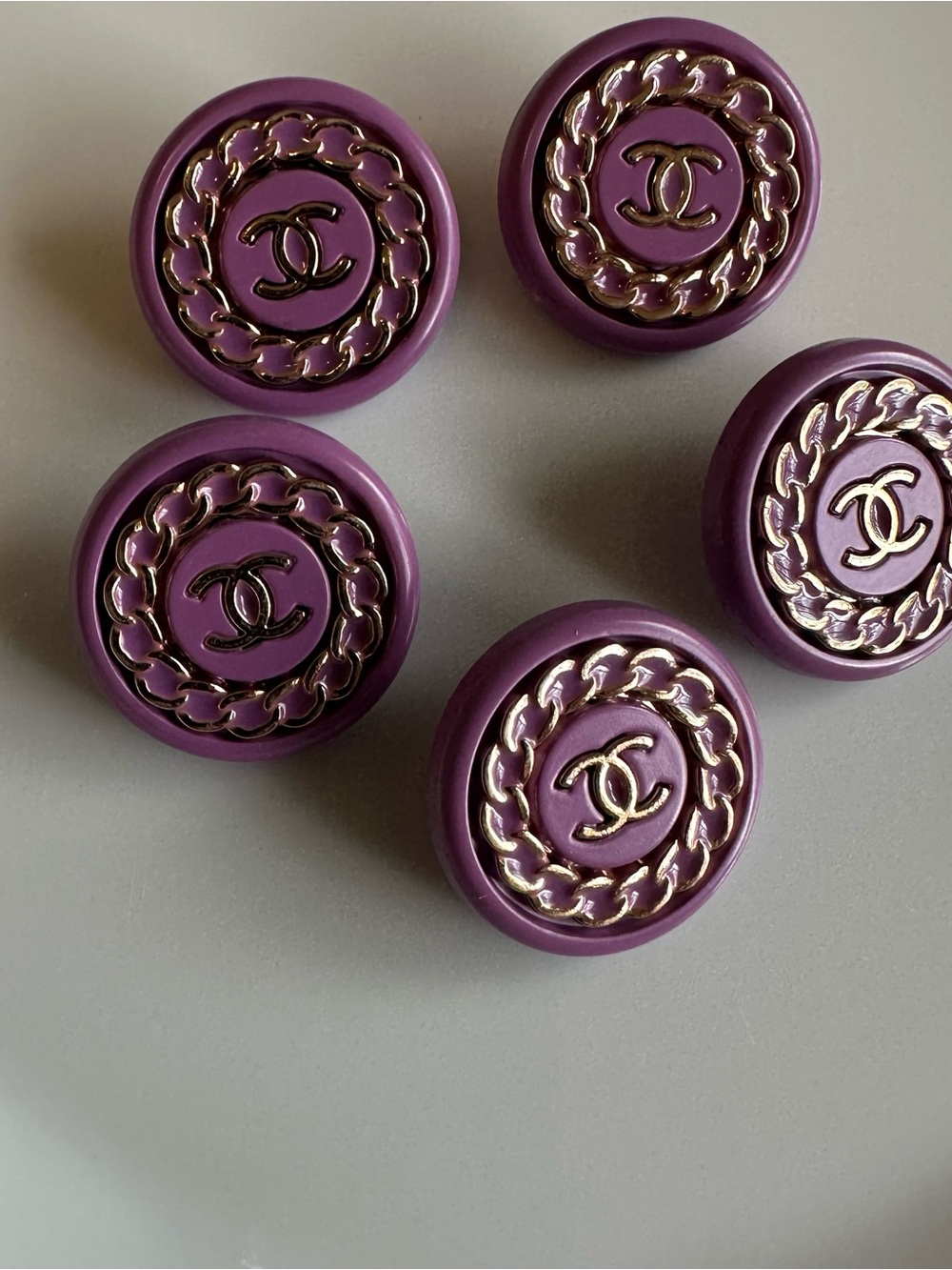 Beautiful Purple Gold-Tone Interlocking Logo Chain Metal Buttons Set of 5